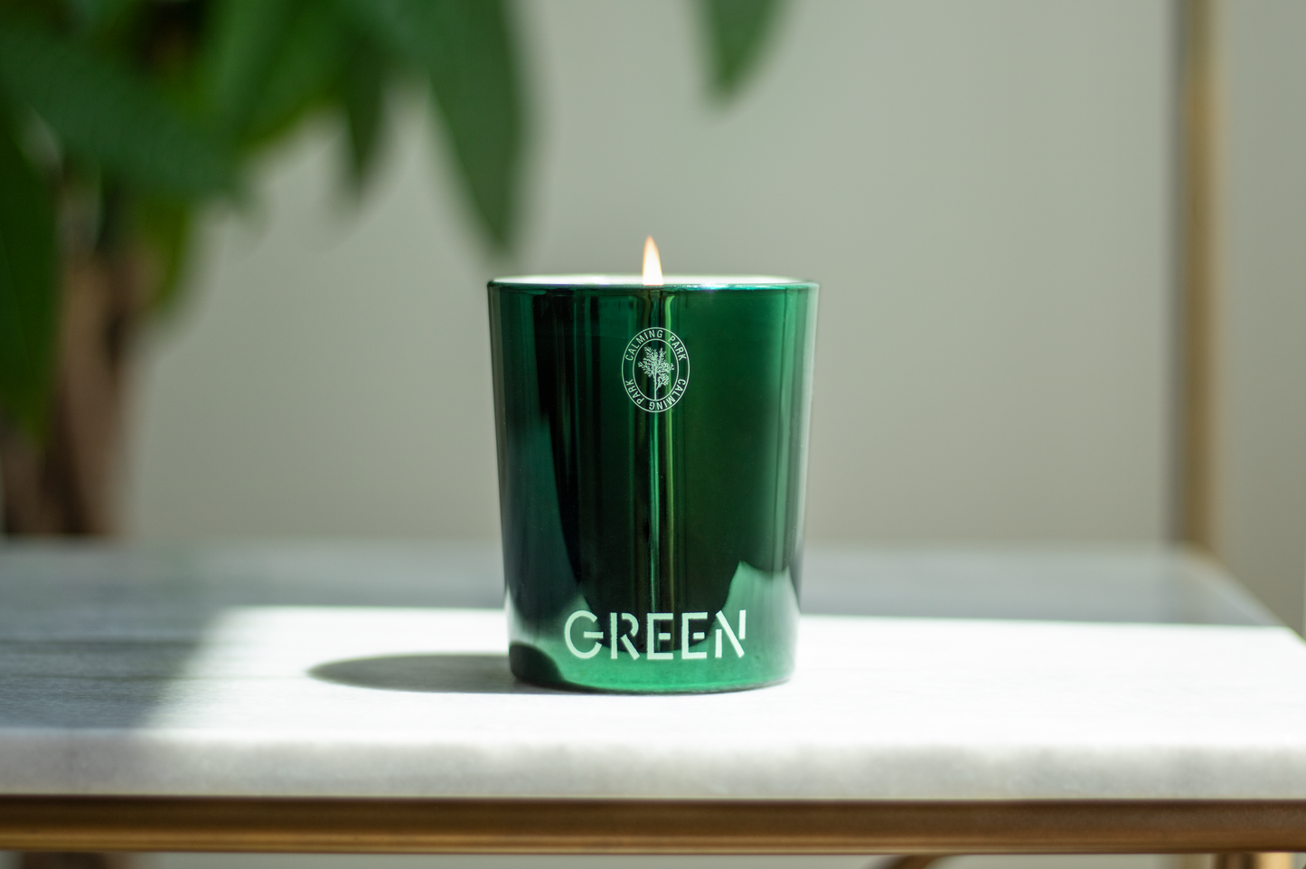 GREEN The scented candle